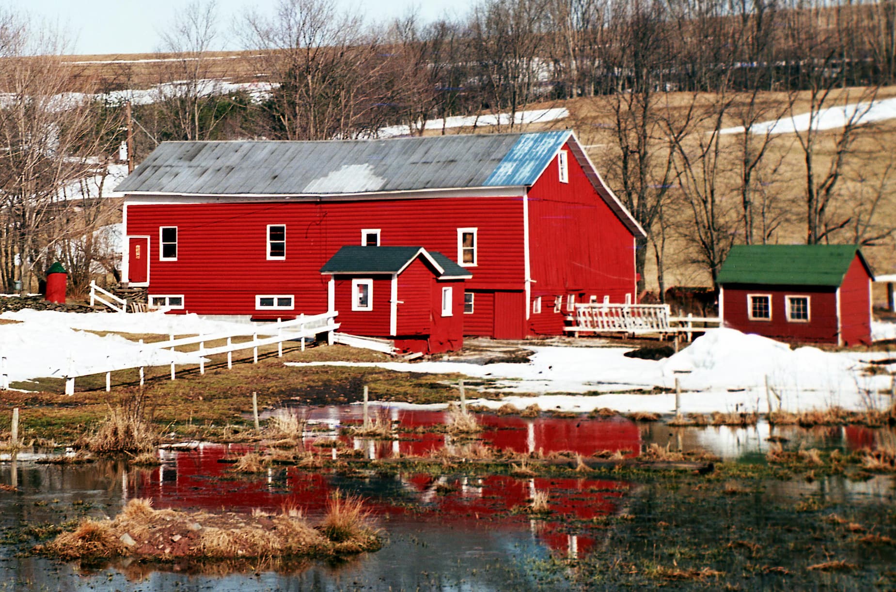 Hero Banner with Solar Panel Kit FM125