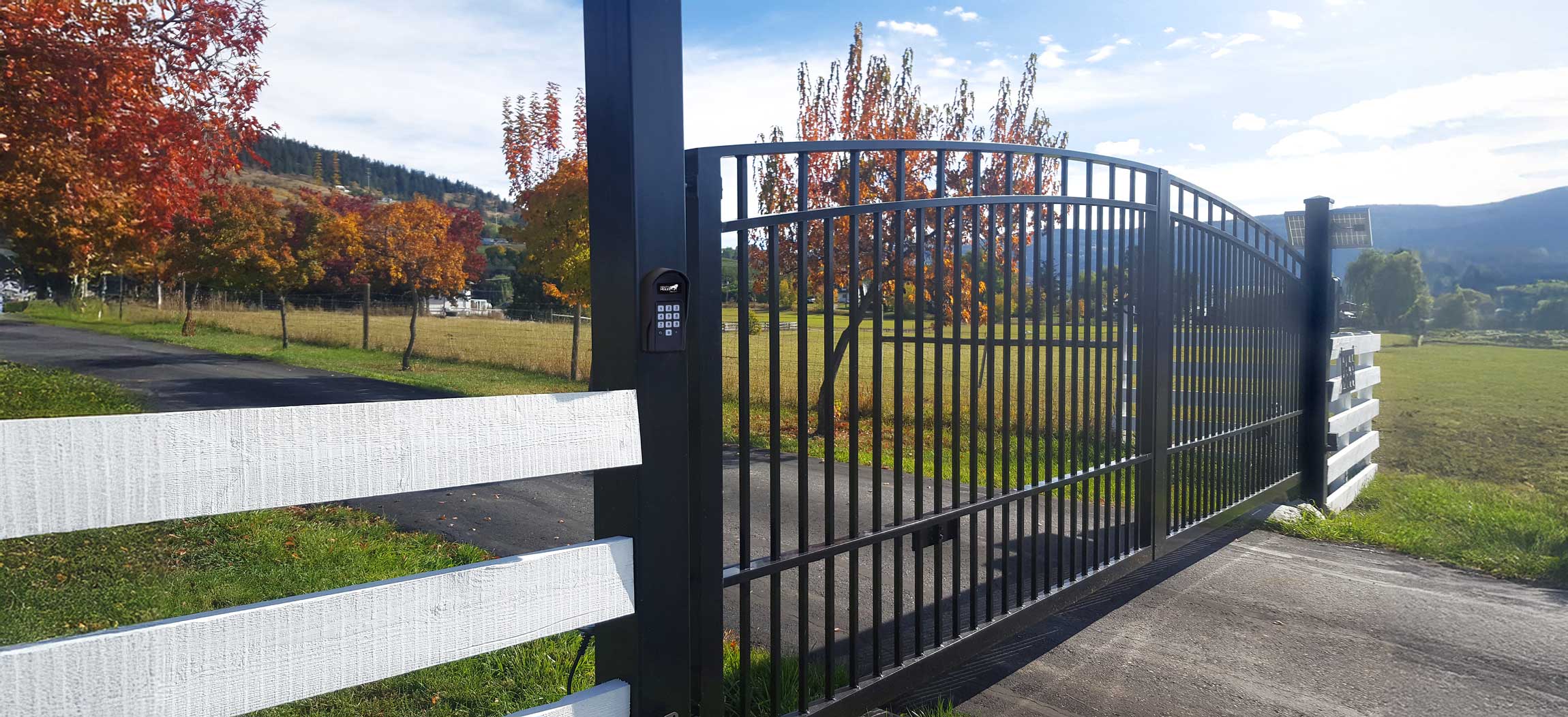 Hero Banner with Solar Panel Kit FM125