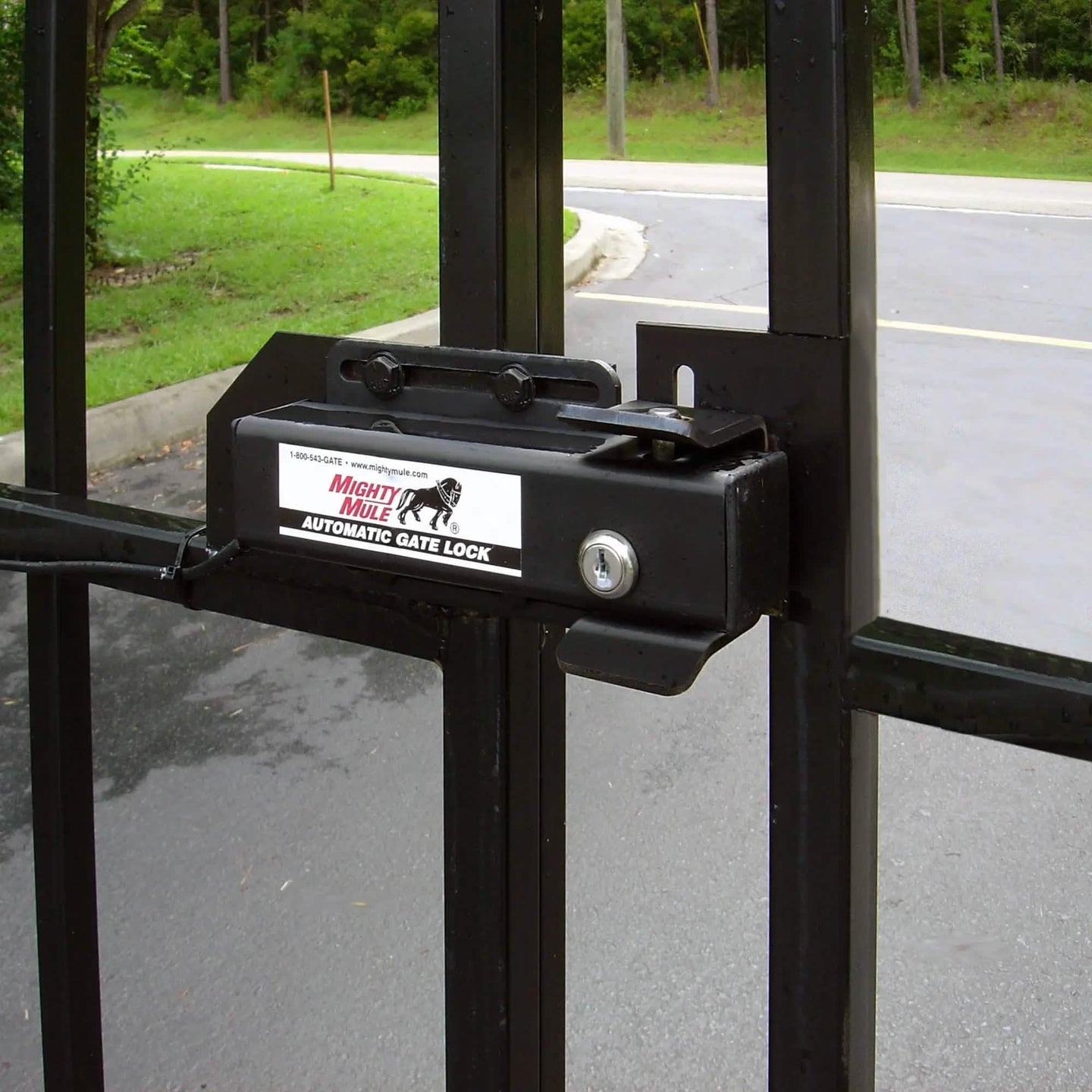 Gate Locking Rams Discover FM143 Automatic Gate Lock for Enhanced Security – Mighty Mule