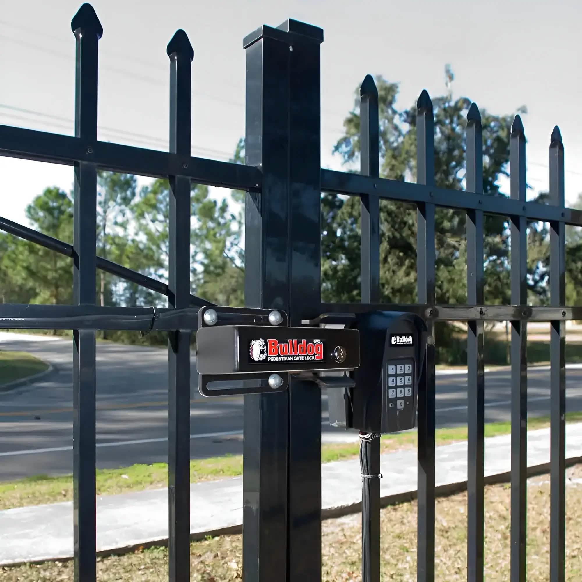 Entry Gate Rode Lock Mighty Mule FM145 Bulldog Pedestrian Gate Lock