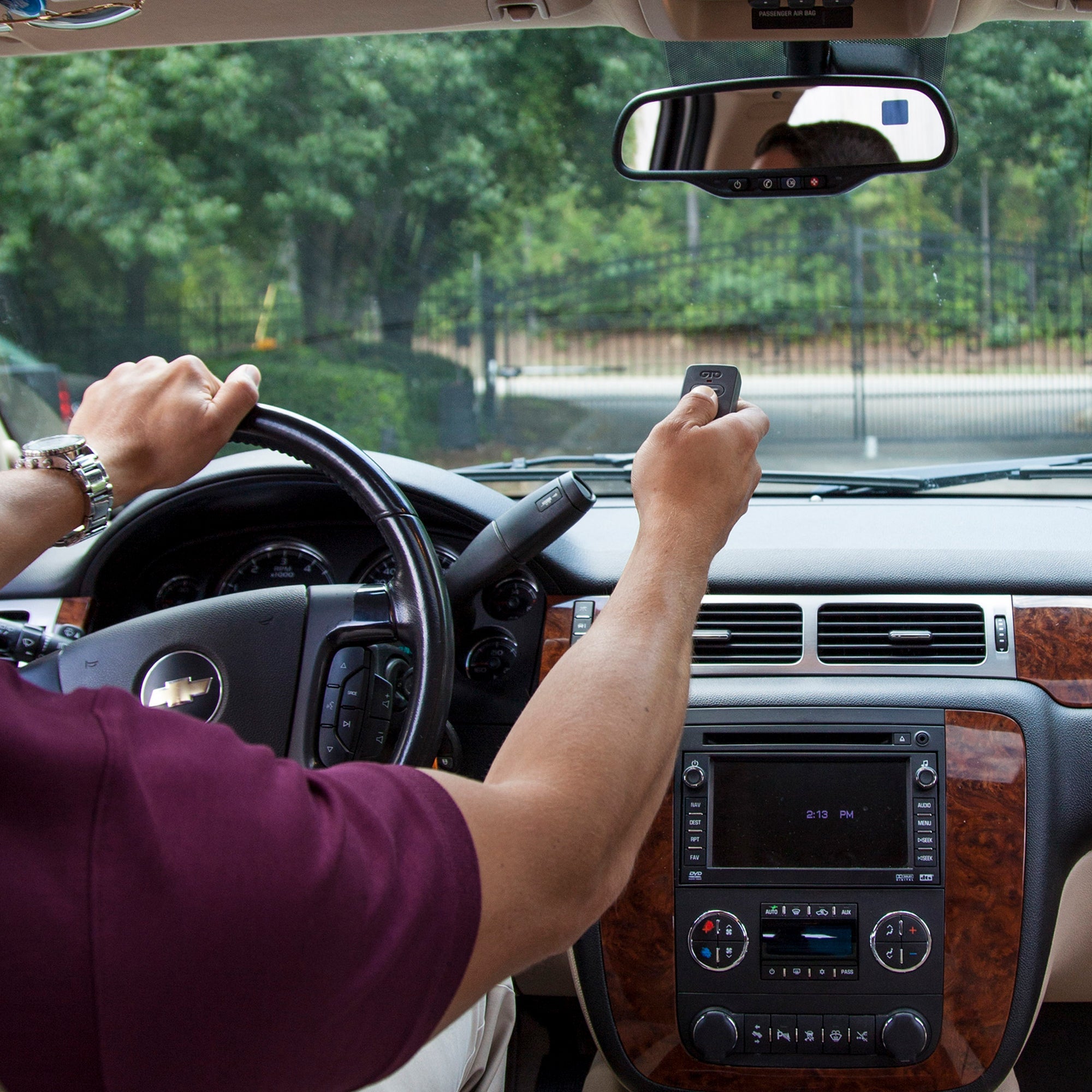 Single Button Gate Opener Remote (FM135) | Mighty Mule Automatic Gate Openers